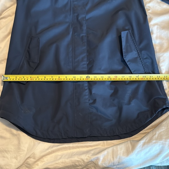 Helly Hansen Raincoat - Size Small Navy - Picture 14 of 14